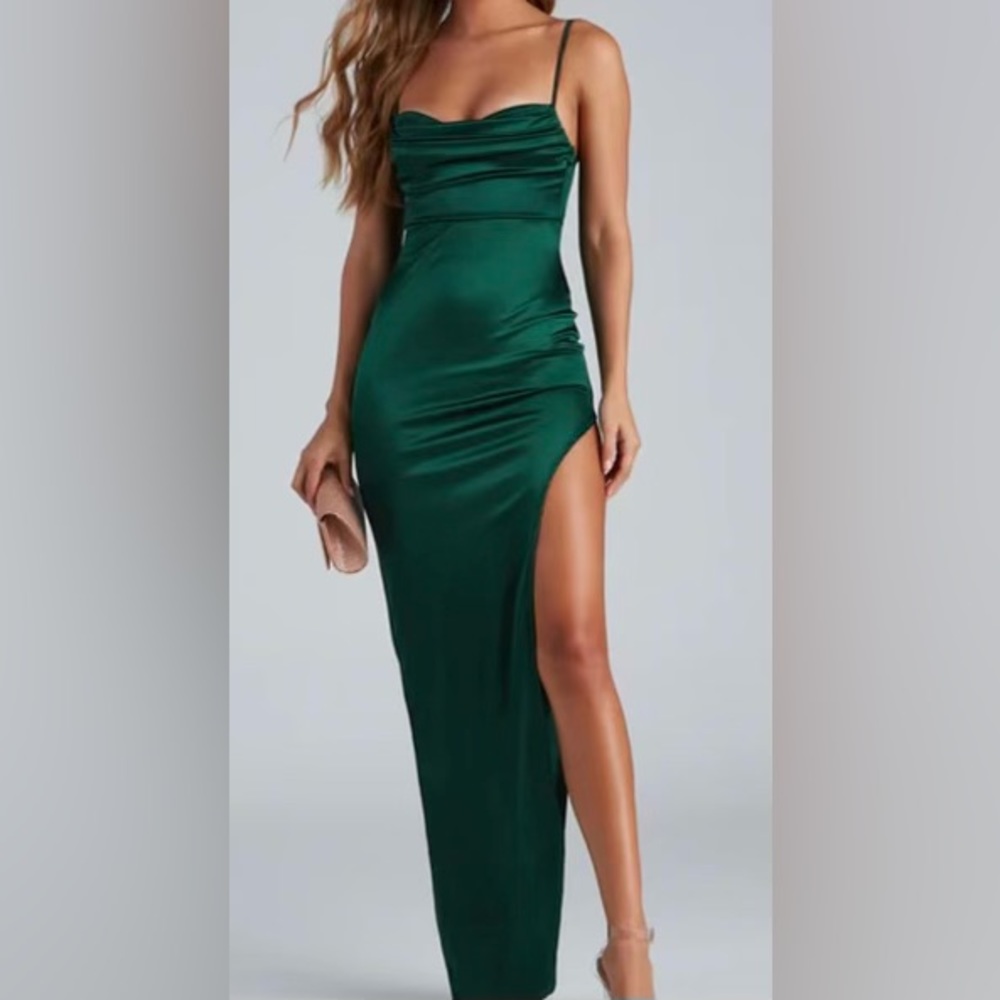 Dark green dress